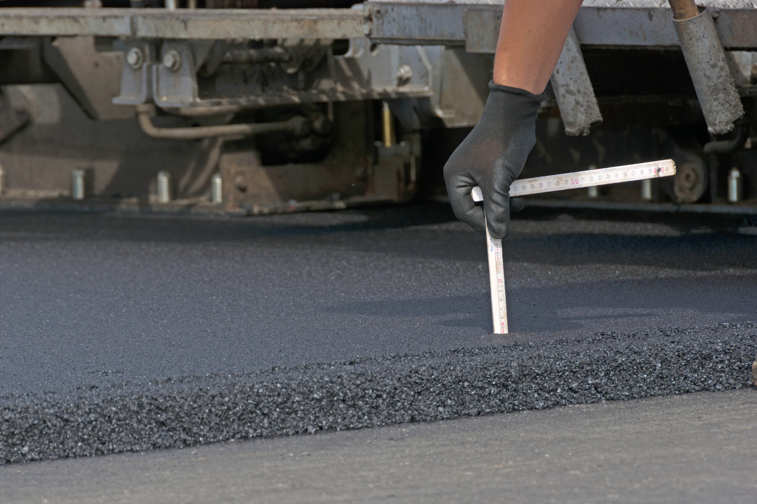 Signs Your Parking Lot Needs a New Asphalt Overlay
