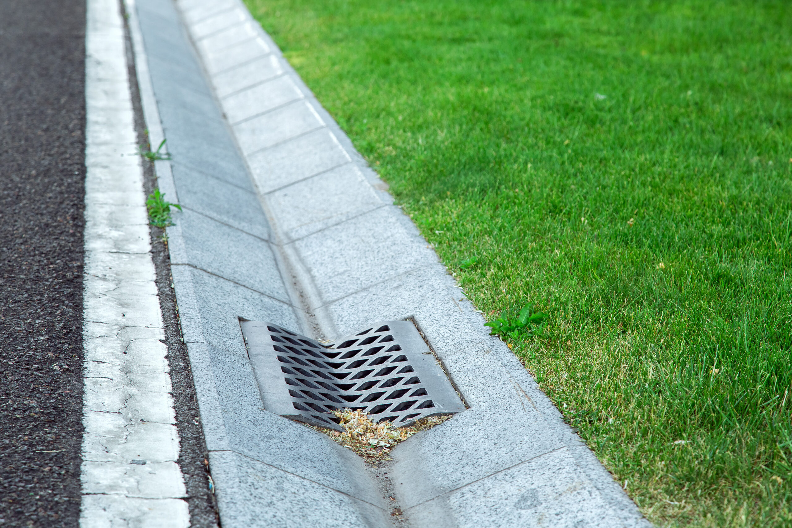 How Good Drainage Helps Asphalt Surfaces Last Longer