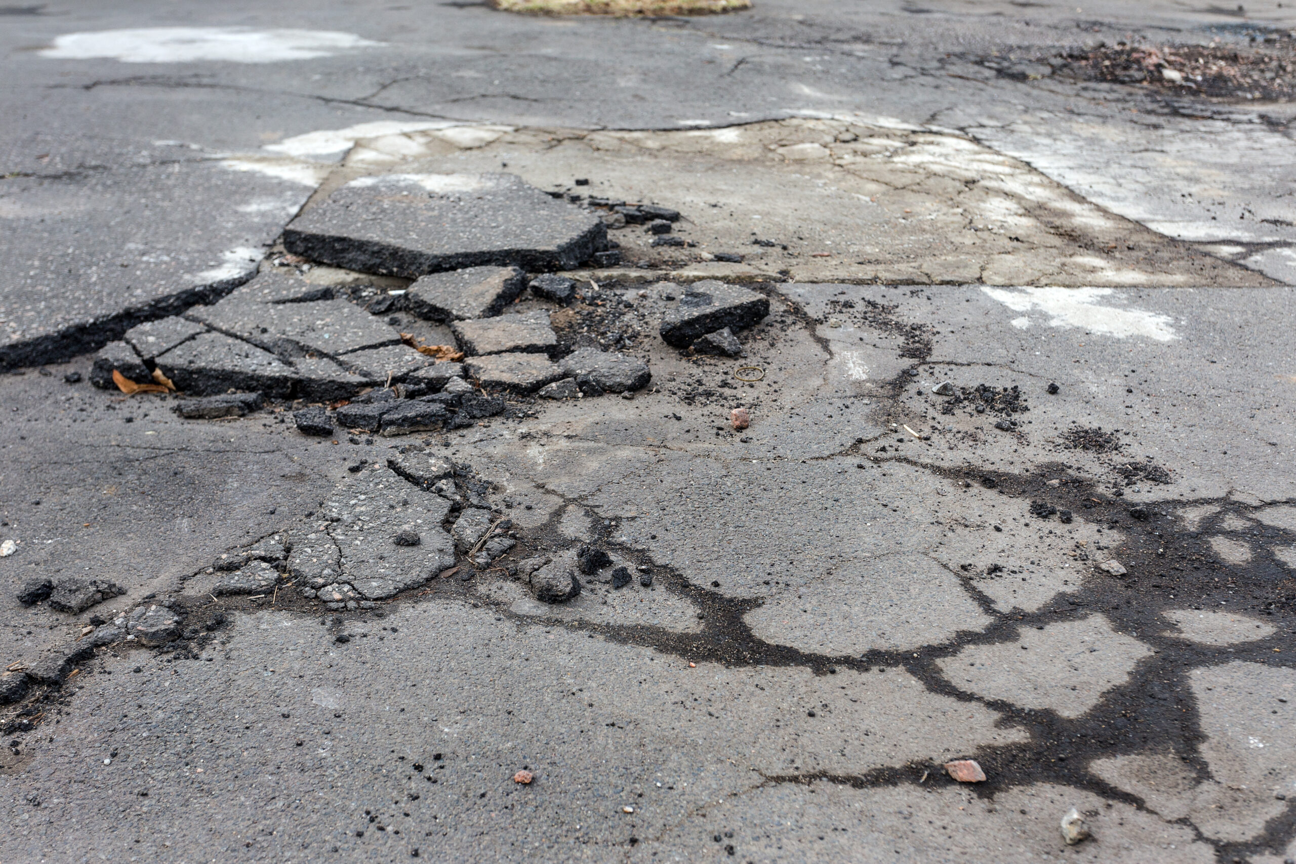 Due,To,Technology,Of,Violations,In,Construction,Of,Roads,,Extreme